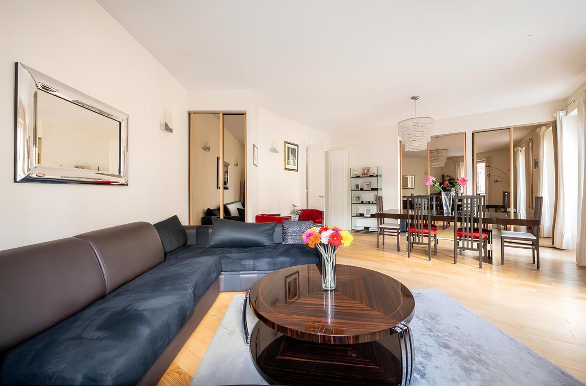 Luxury Style Appartement, Arc De Triomphe - Champs Elysees Париж Екстериор снимка